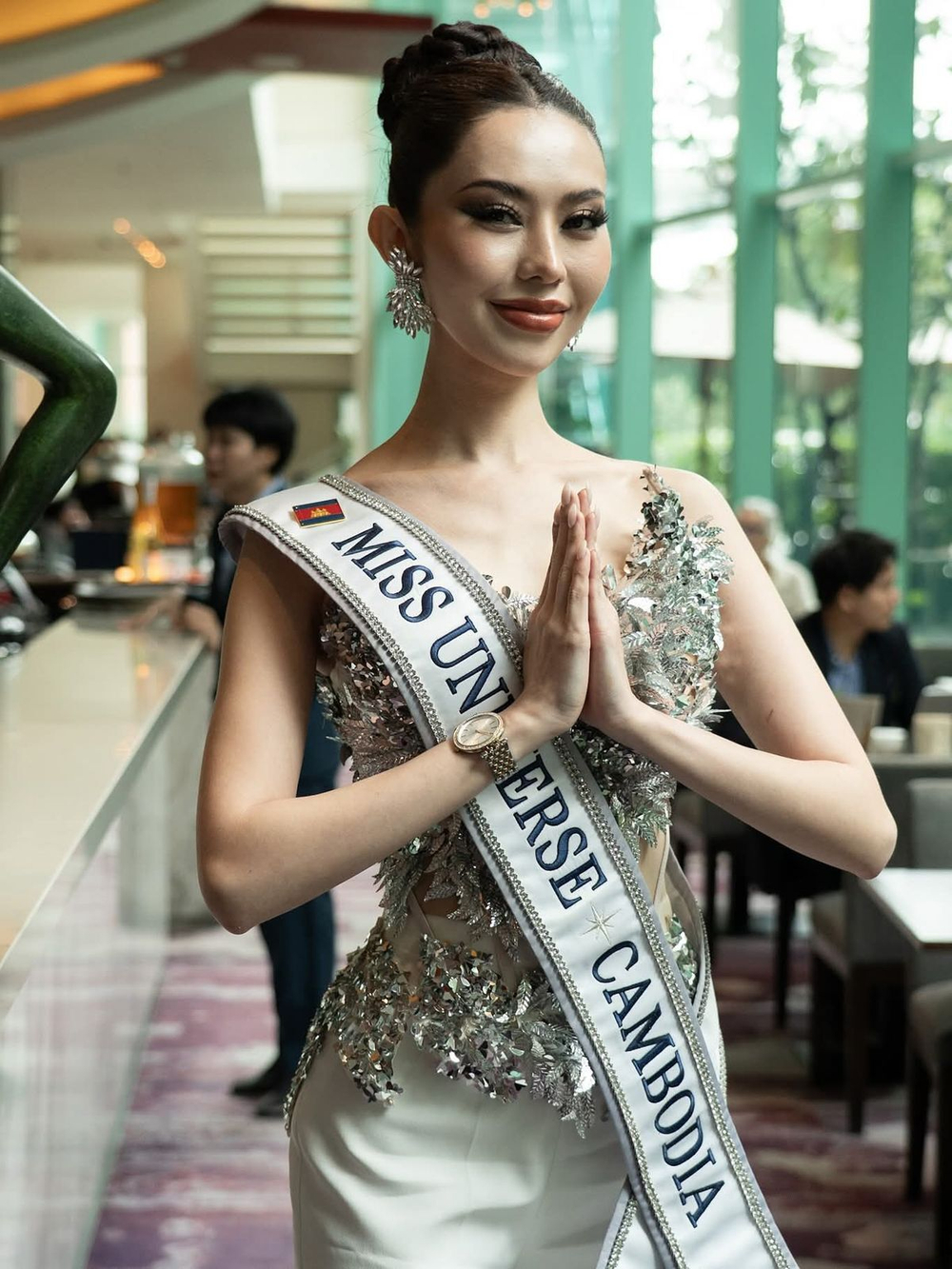 Лента для конкурса красоты. Серия PRO Шанель 10. Мод. 23 Ассортимент цветов. Полноцветный лого акрил.