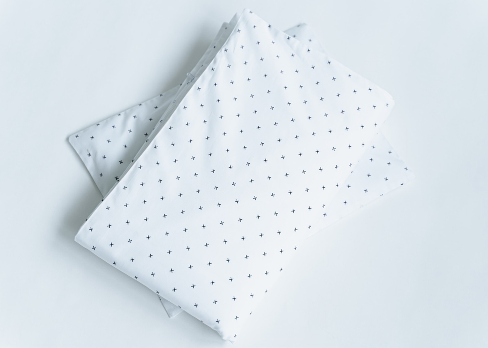 Комплект постельного белья "Плюсики"