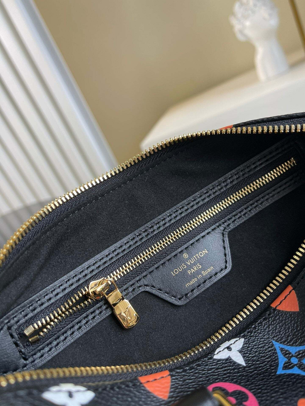 Louis Vuitton Speedy 25