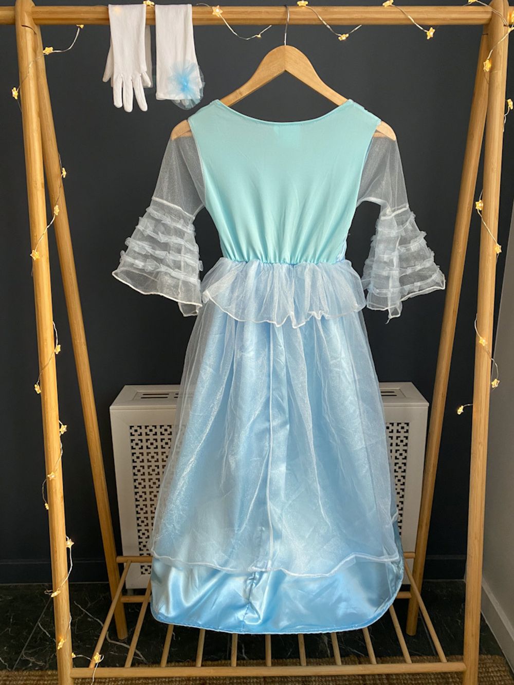 Платье голубое с перчатками, 110-120