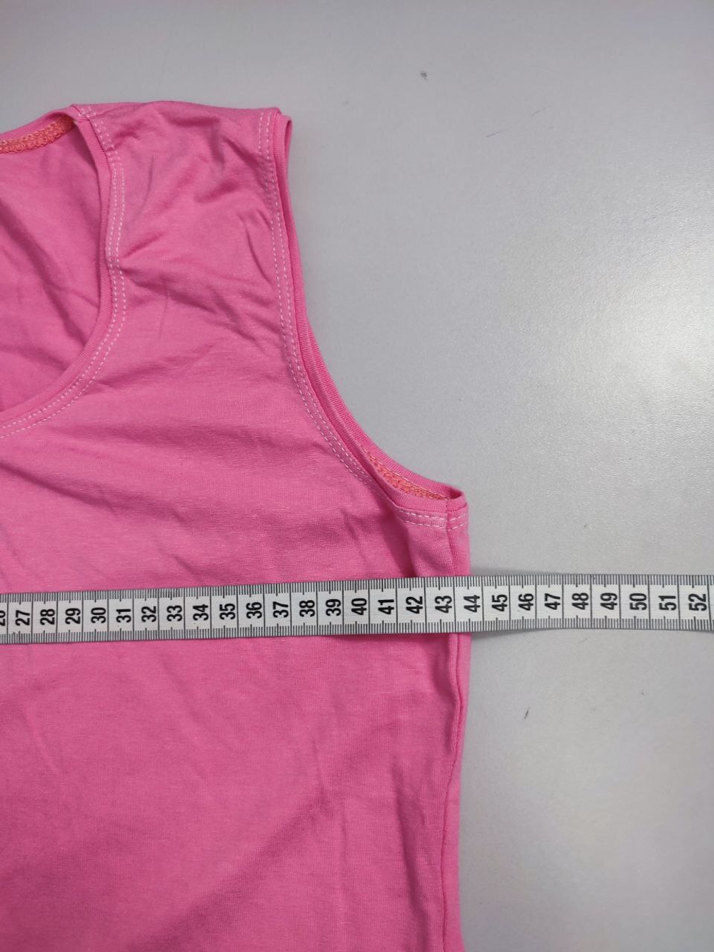 Майка ярко-розовая 48 размер