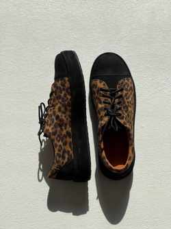 C1 Black + Leo