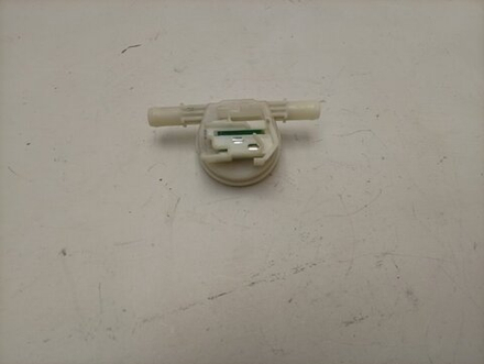 DIS5831 ктп4 Датчик уровня воды для посудомоечных машин Beko 1760900100 б/у
