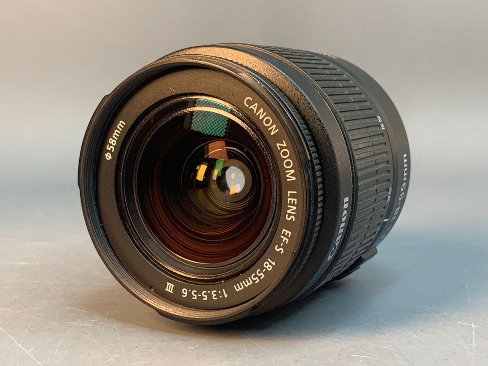 Canon 550D Kit 18-55 19000 кадров