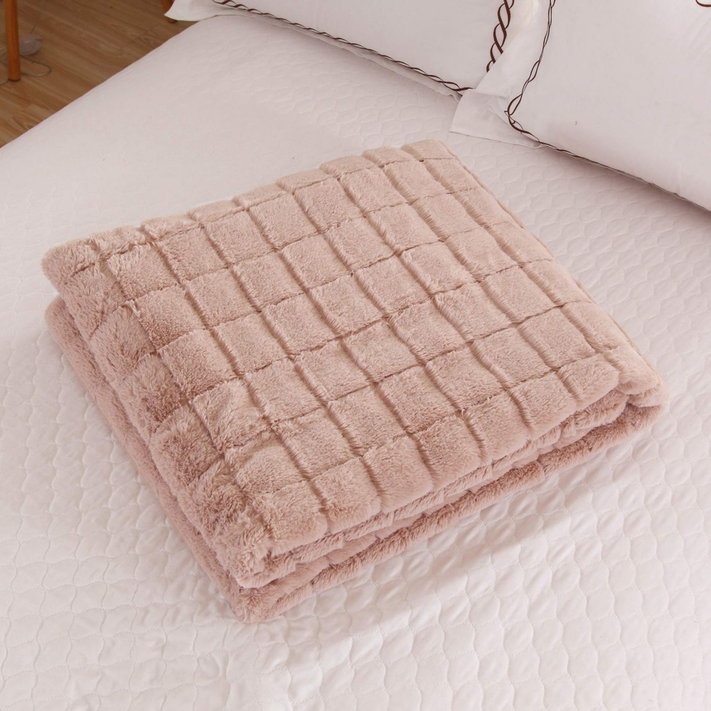 Плед 160х220 Sofi De MarkO Мадлен бежевый