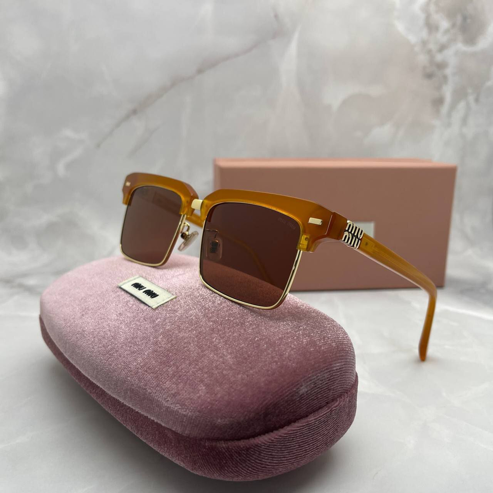 Солнцезащитные очки MIU MIU