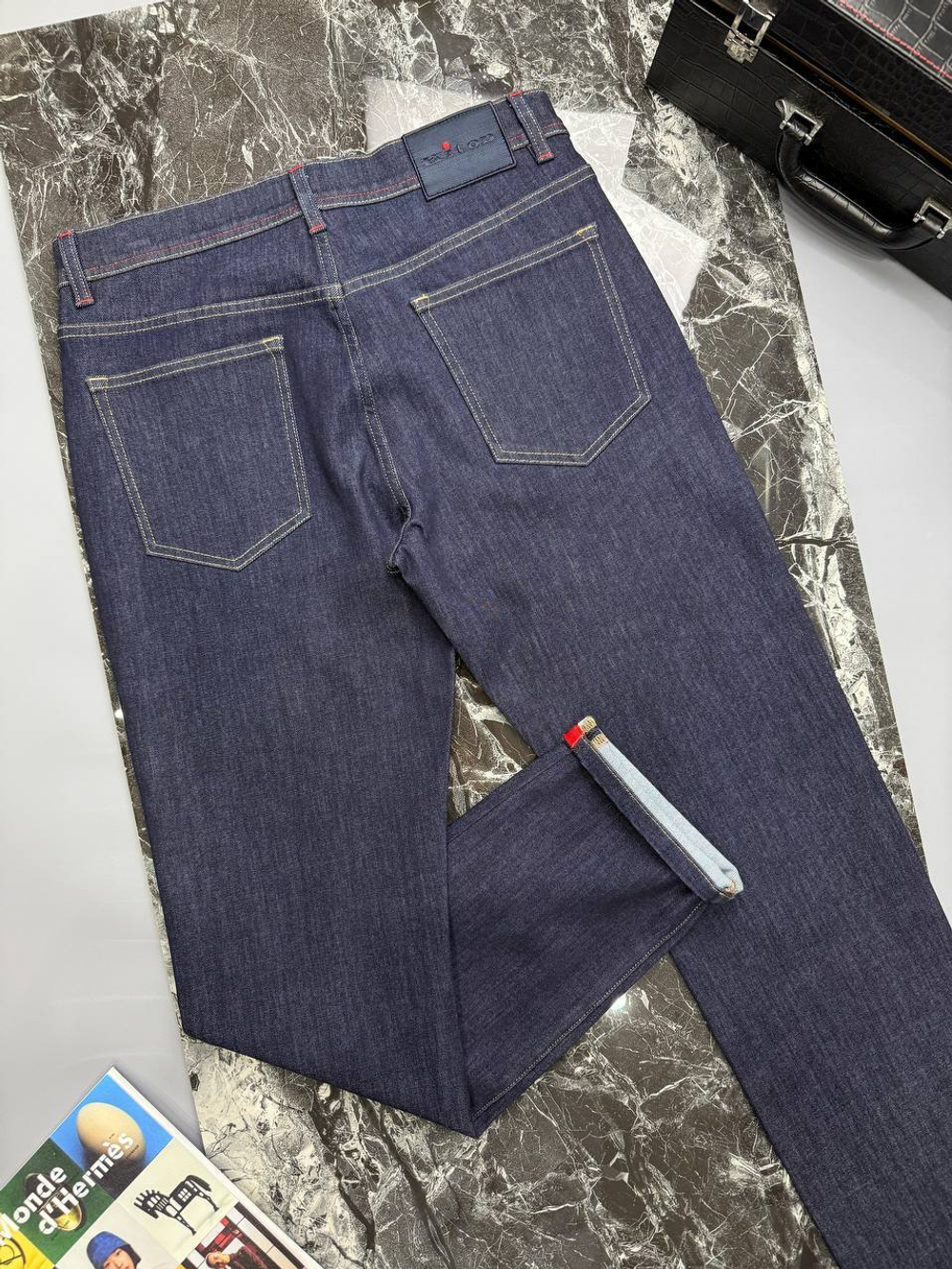 Джинсы Kiton