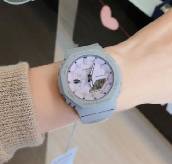 Наручные часы Casio G-Shock GMA-S2100NC-8ADR