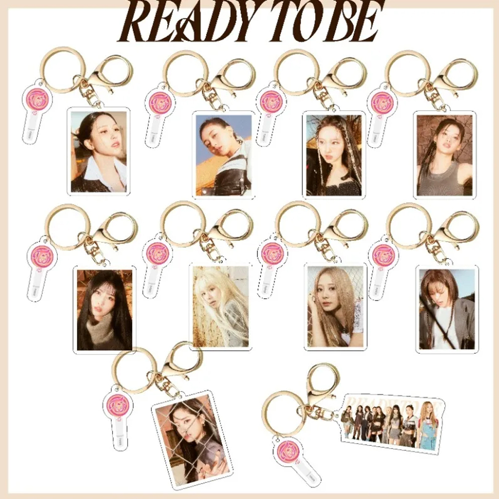 Акриловый брелок "TWICE" v.1