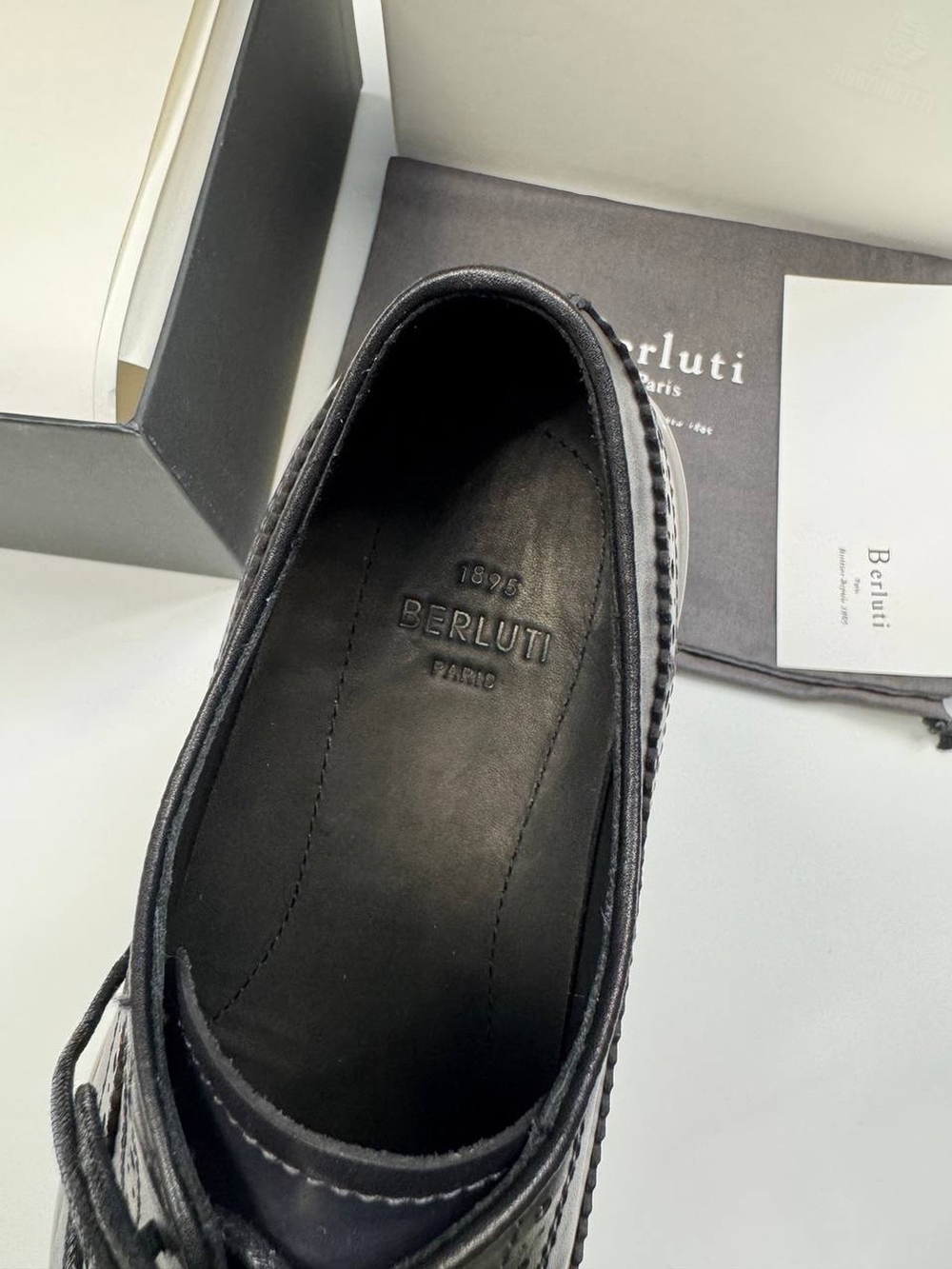 Кроссовки Berluti