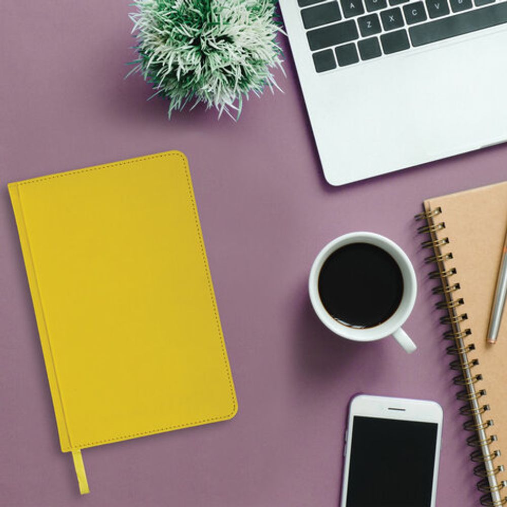 Ежедневник недатированный А5 138х213 мм BRAUBERG "Rainbow" под кожу, 136 л., желтый, 111670