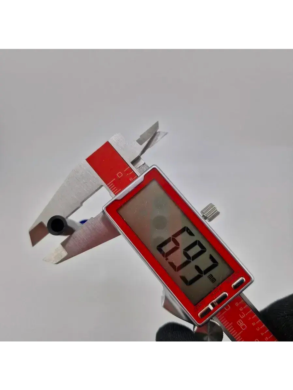 Клапан крышки бензобака