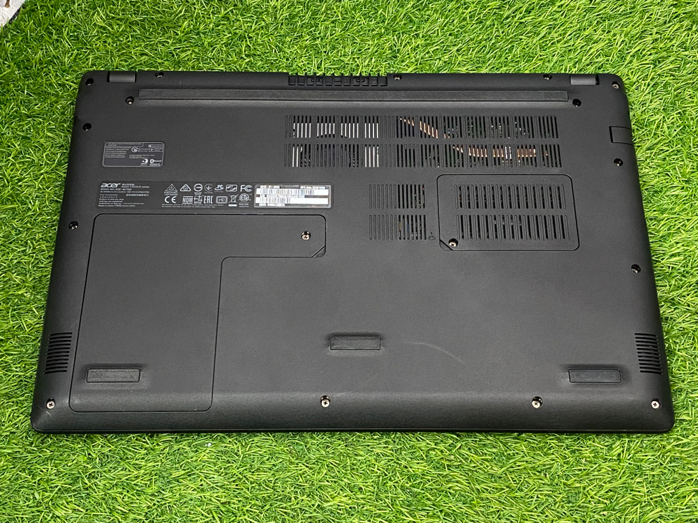 Ноутбук Acer 15.6' AMD A6/Radeon R4/4GB/500GB/ Aspire 3 A315-21-64A8[NX.GNVER.065]/Windows 10