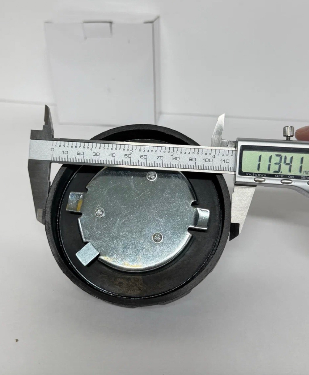 Крышка топливного бака, D106 мм, пластик с ключом и защитой, DIESEL (за 1 шт.)