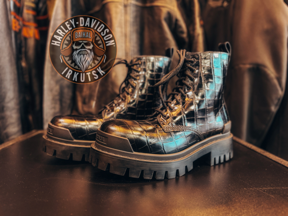 Ботинки Balenciaga Strike Croc Embossed Lace Up Boot Black