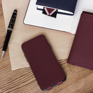 Чехол для iPhone X/XS из натуральной кожи теленка, бордового цвета