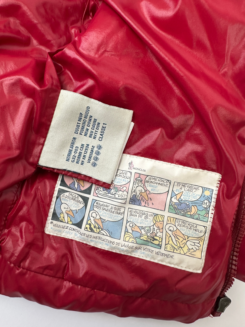 Пуховик Moncler