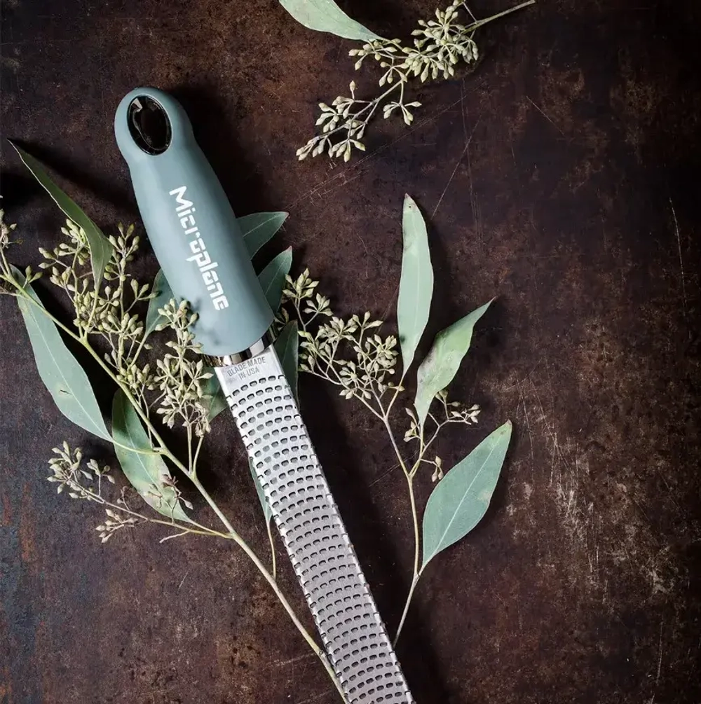 Microplane Терка зеленая эвкалиптовая Premium Zester