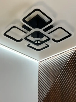 Люстра потолочная с пультом, черная, светильник