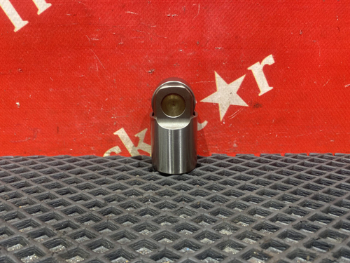 Толкатель выпускного клапана 2016г.