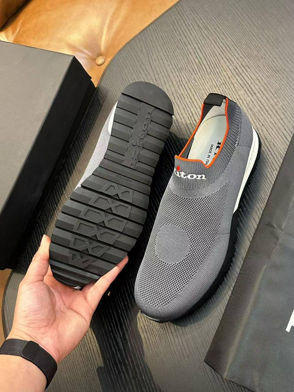 Кроссовки Kiton