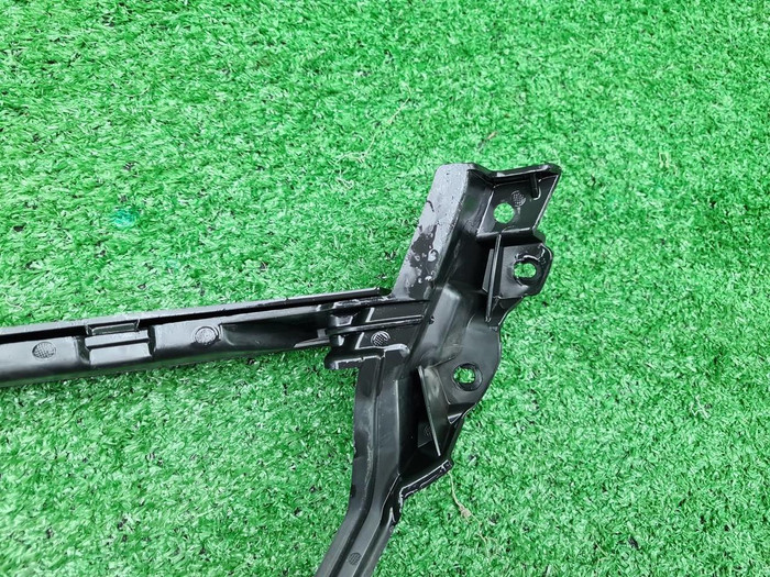 Решетка перед. бампера Porsche Panamera 971 20-24