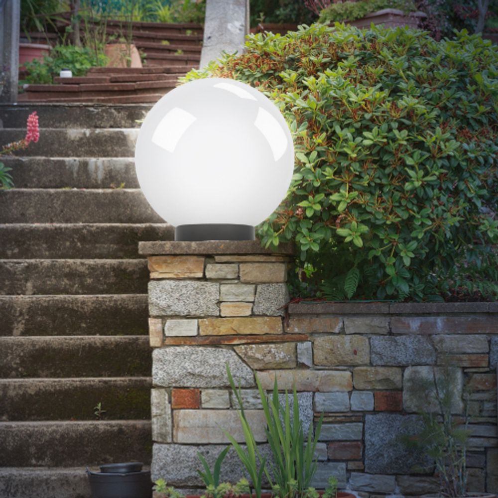 Садово-парковый светильник ЭРА НТУ 01-60-201 шар опаловый на опору / кронштейн IP44 Е27 max60Вт d200mm