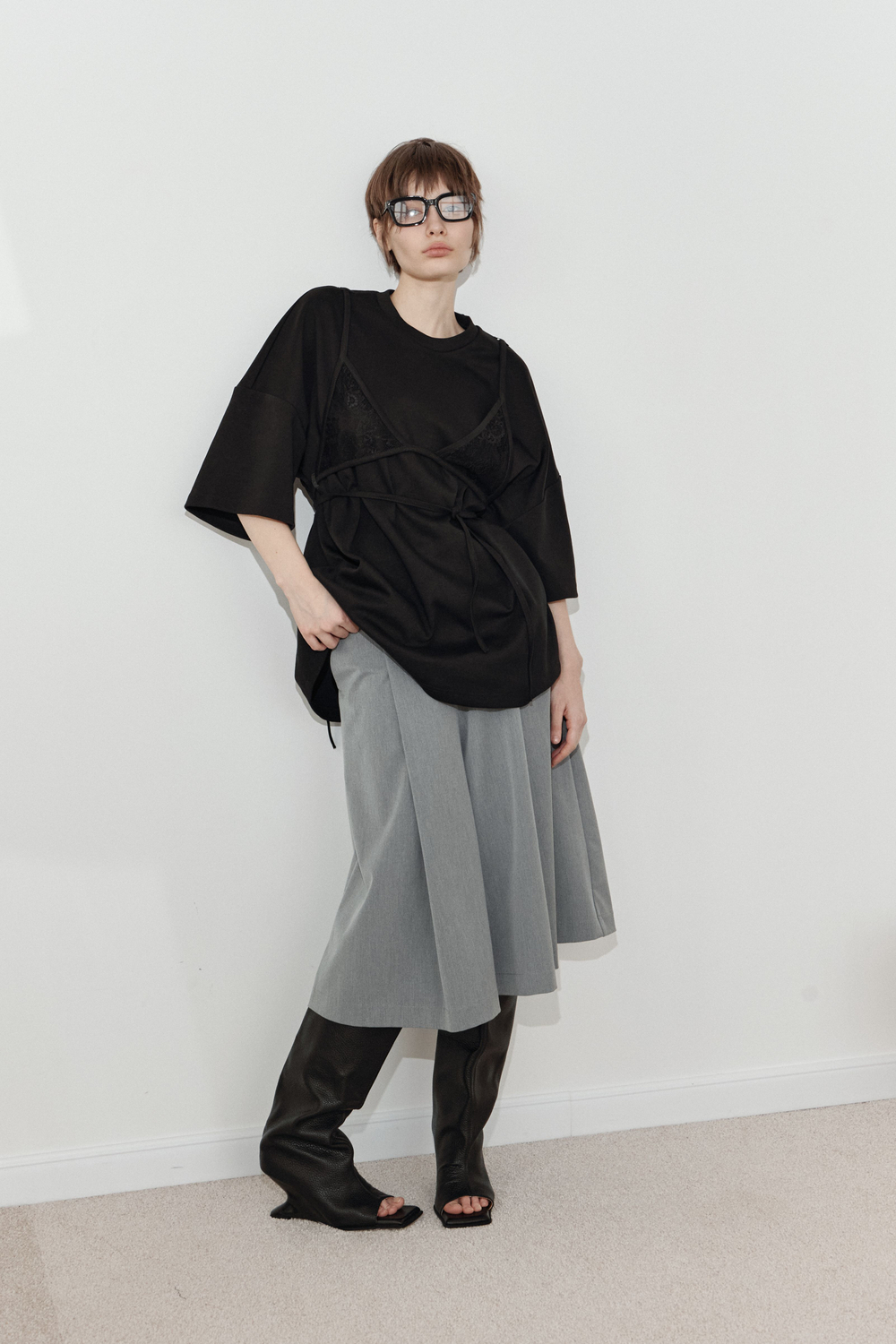 Футболка-трансформер со съёмным лифом черная