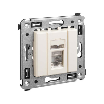 Компьютерная розетка RJ-45 в стену, кат.5e одинарная экранированная, "Avanti","Ванильная дымка"