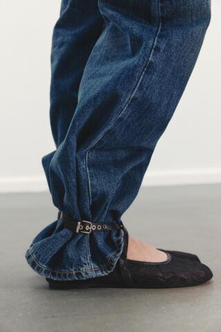 ZARA КРУЖЕВНЫЕ БАЛЕТКИ С ДВУМЯ РЕМЕШКАМИ, ЧЕРНЫЙ