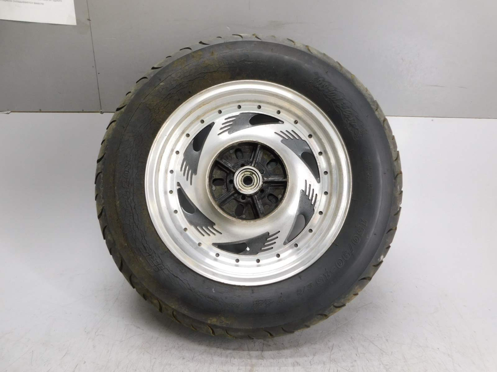 колесо заднее Suzuki Desperado 400 VK52A
