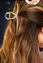 Заколка-краб для волос. Петля со стразами и подвесками. Цвет золото. Китай