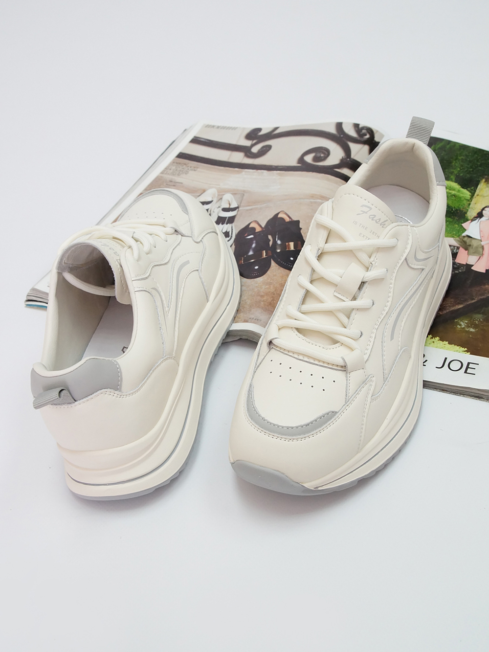 Кроссовки женские демисезонные