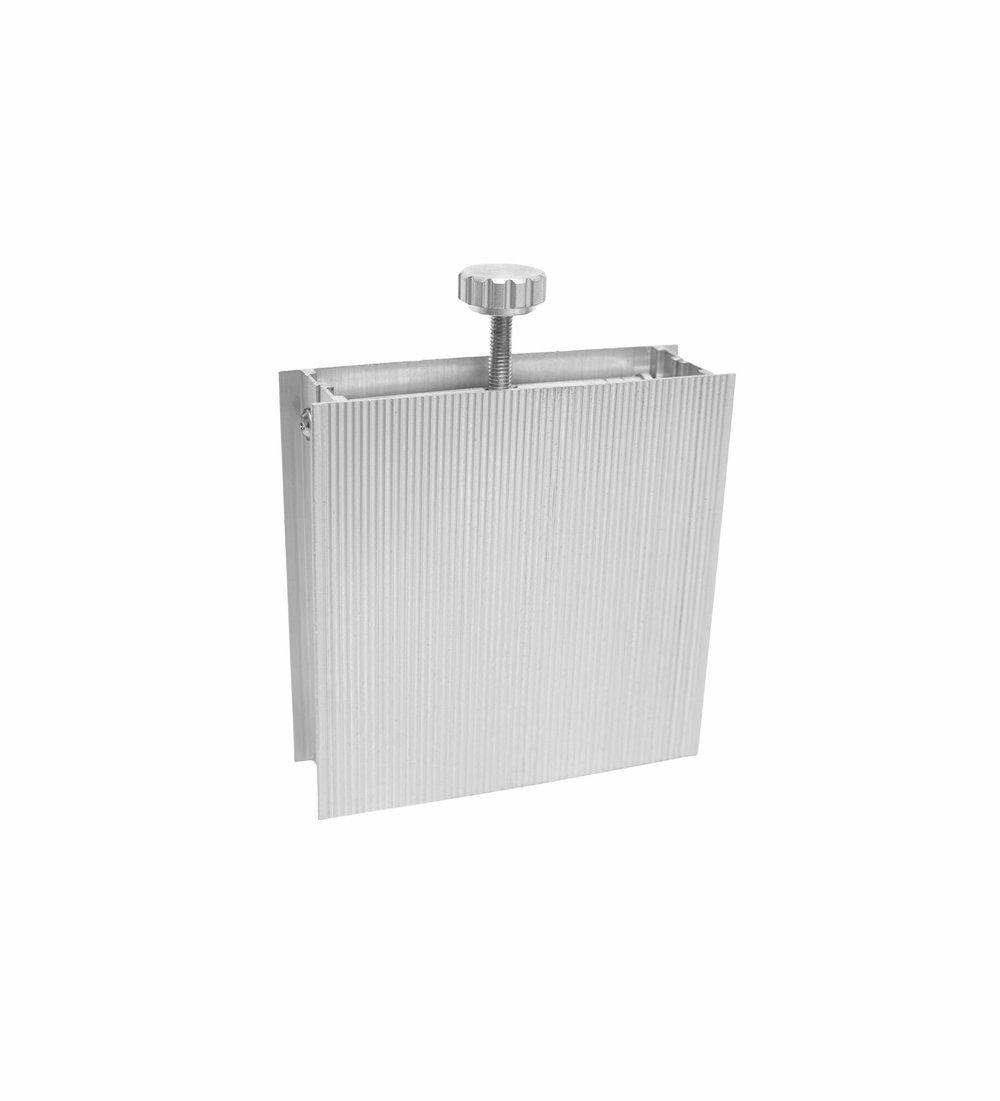 Лазерный нивелир FAVOURITE LL12, с АКБ и ЗУ, зеленый луч, точность 0,2 мм/метр