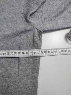 Джемпер лаконичный 44-46 размер