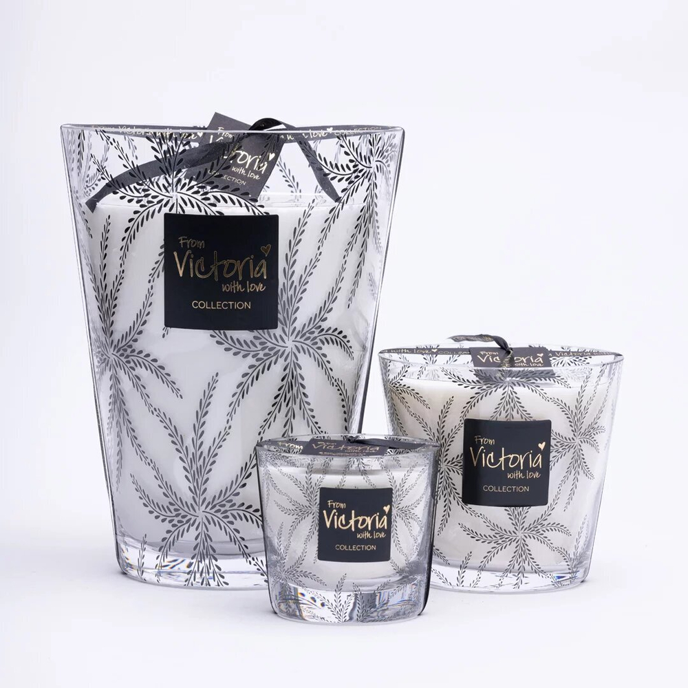 Свеча ароматическая 400г Victoria with Love Ferns black