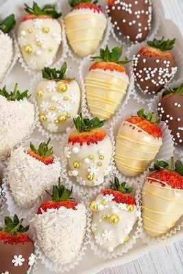 Набор клубники в шоколаде