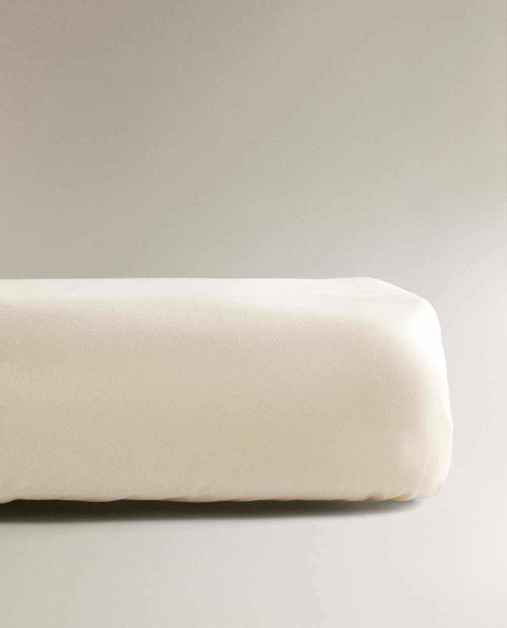 Простыня на резинке Zara Home, хлопок 100%, однотонный, 6630/900