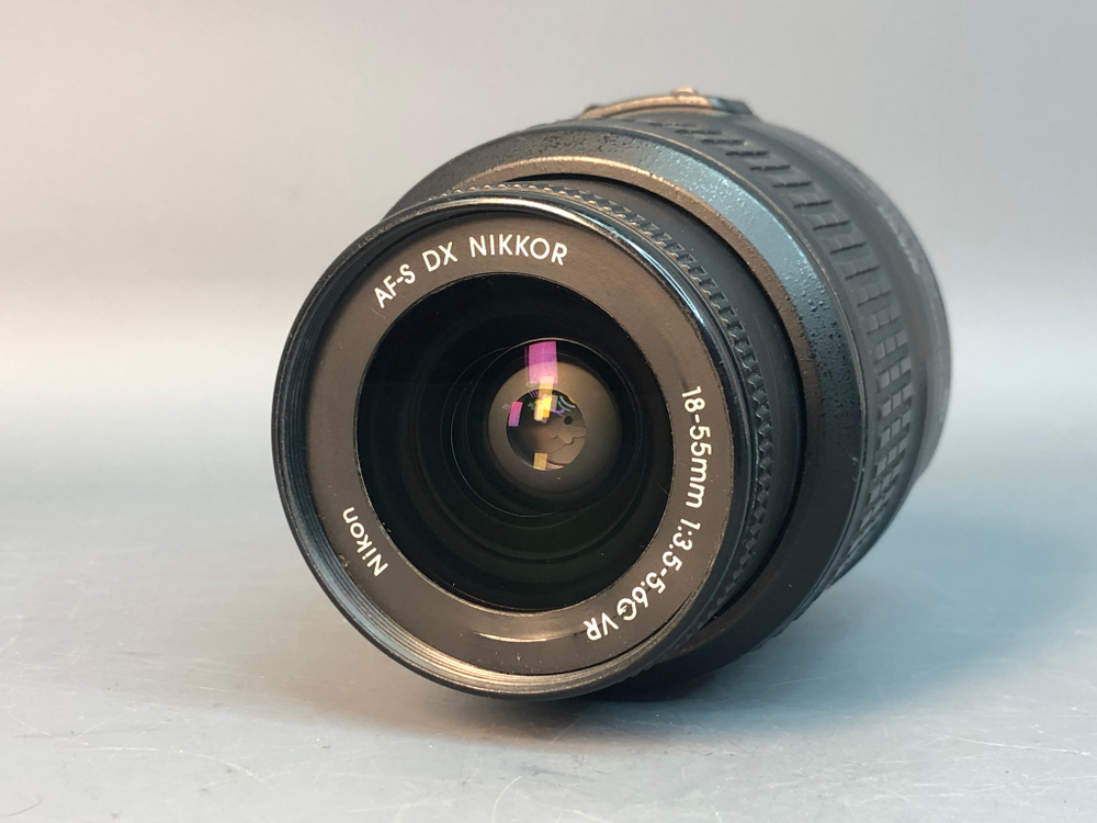 Nikon 18-55mm f/3.5-5.6G AF-S VR DX
