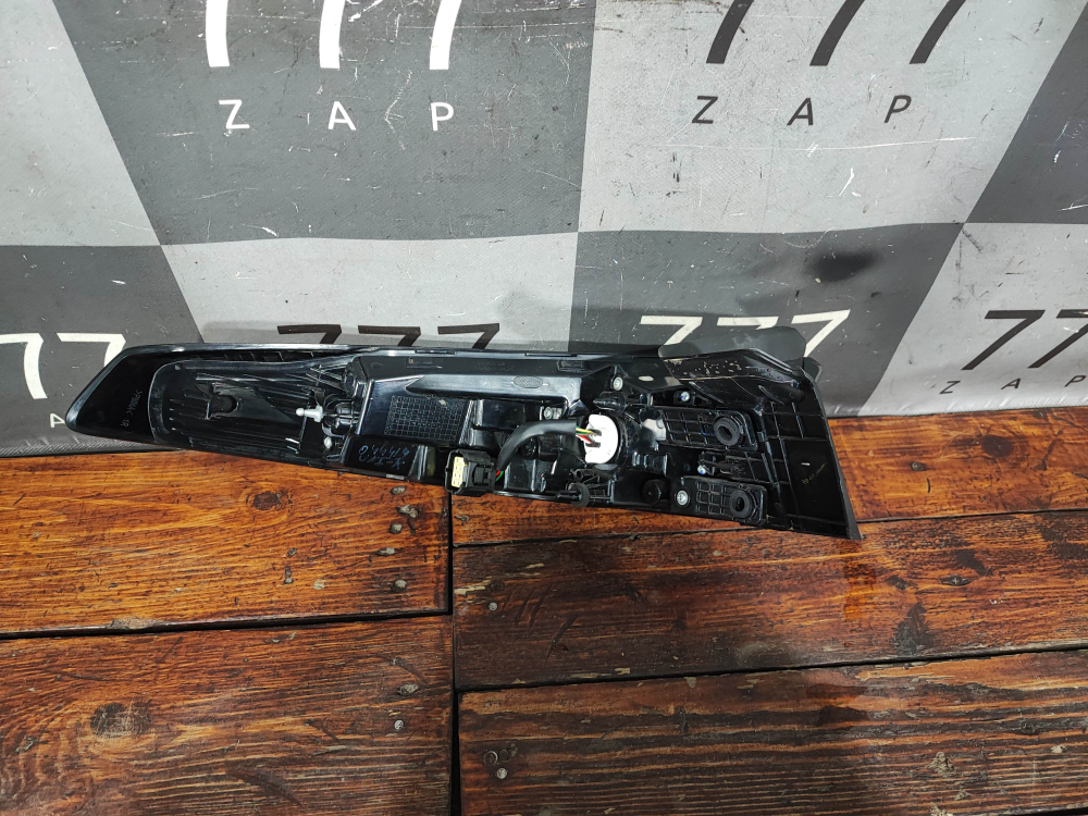 Фонарь задний правый Changan UNI-K 20-нв Б/У Оригинал CD569F2805030500AA