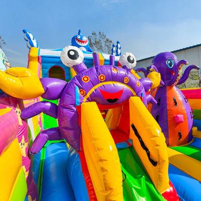 Коммерческий надувной батут  «В гостях у моря 2» с горкой, 10*5*5 м