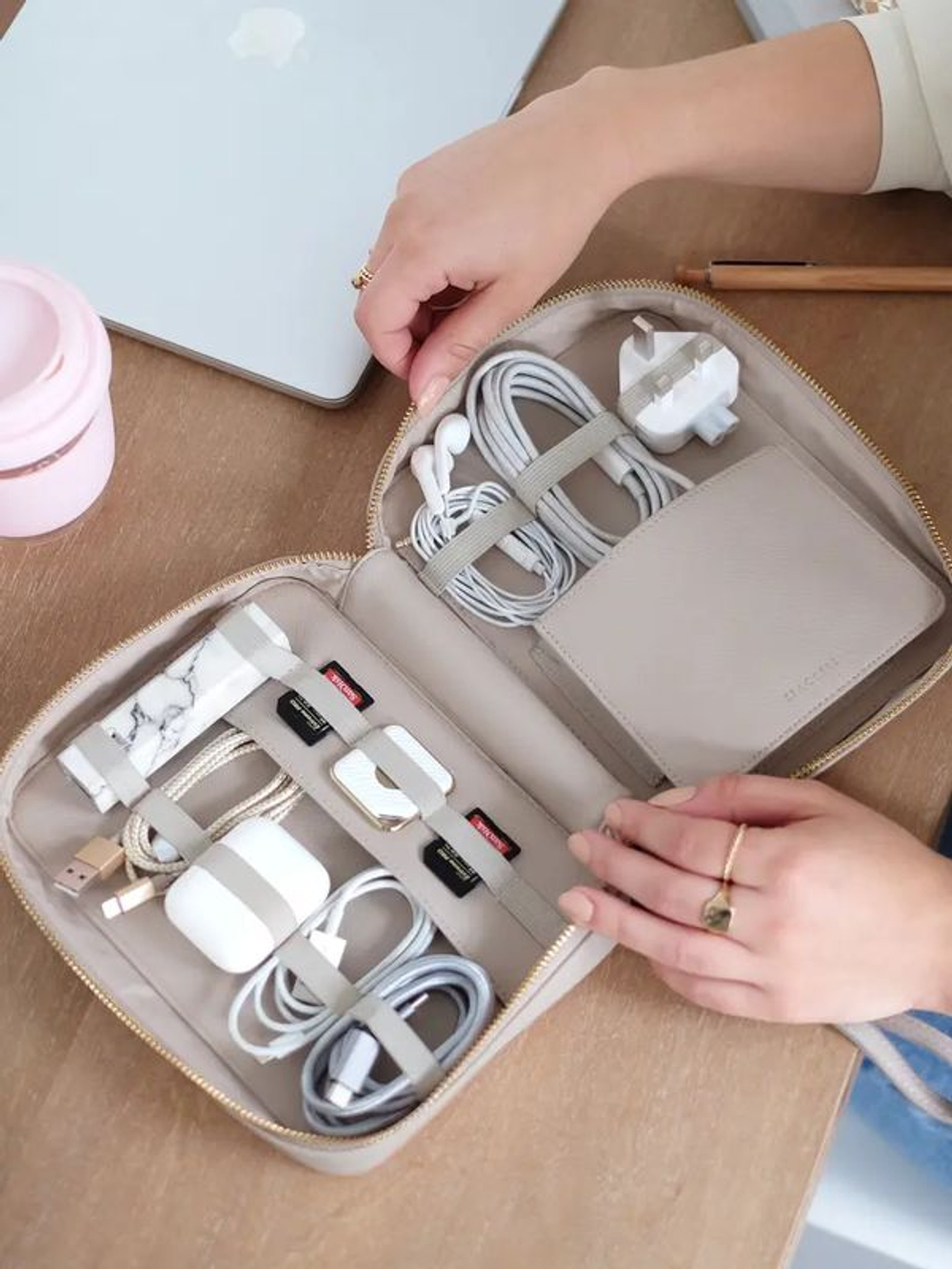Stackers Сумка для хранения кабелей Cable Tidy, Taupe