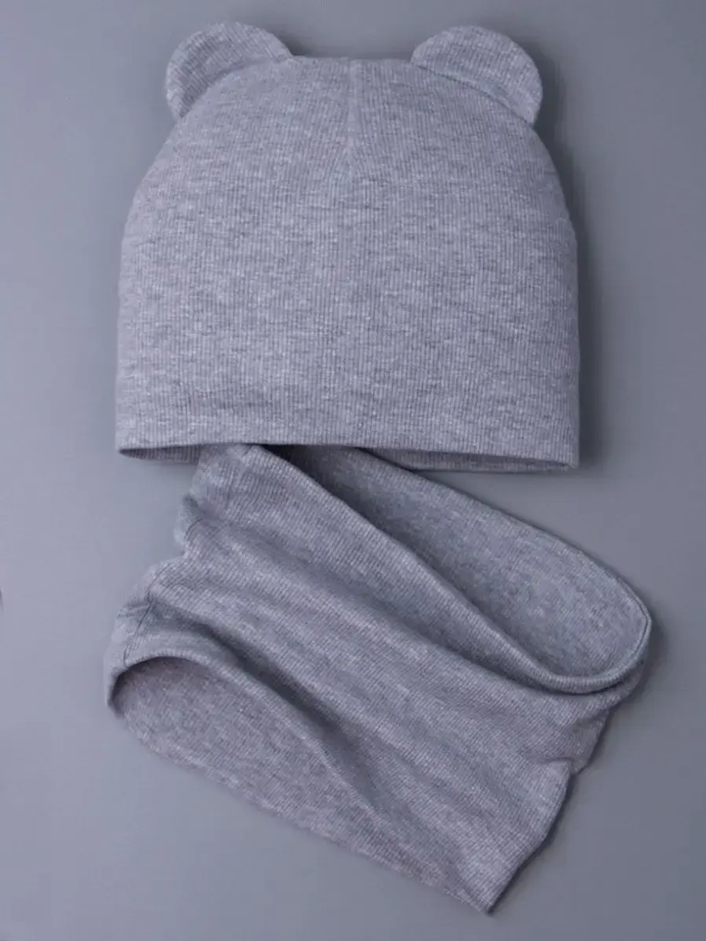 Шапка с ушками для малышей и снуд осенние