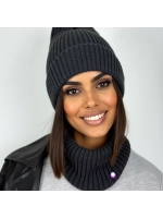 Шапка бини осенняя с отворотом теплая