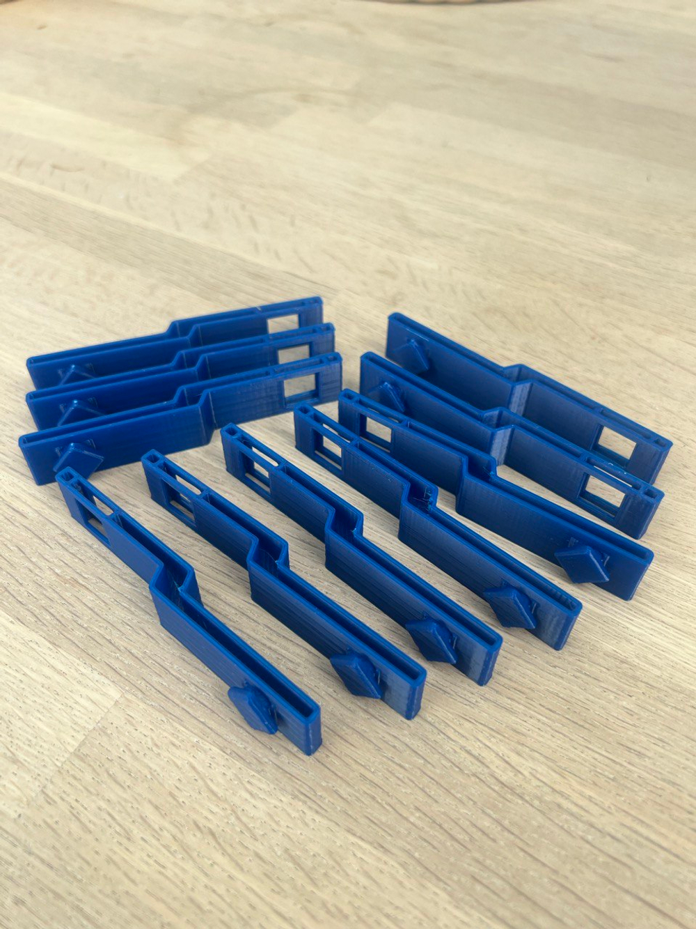 Суппорт для ED44, ED45 (1ПАК 10 ШТ) (2CPX062333R9999) ABB ED42P10