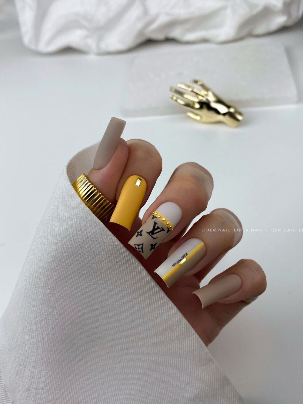 photo_2025-10-24_03-09-02