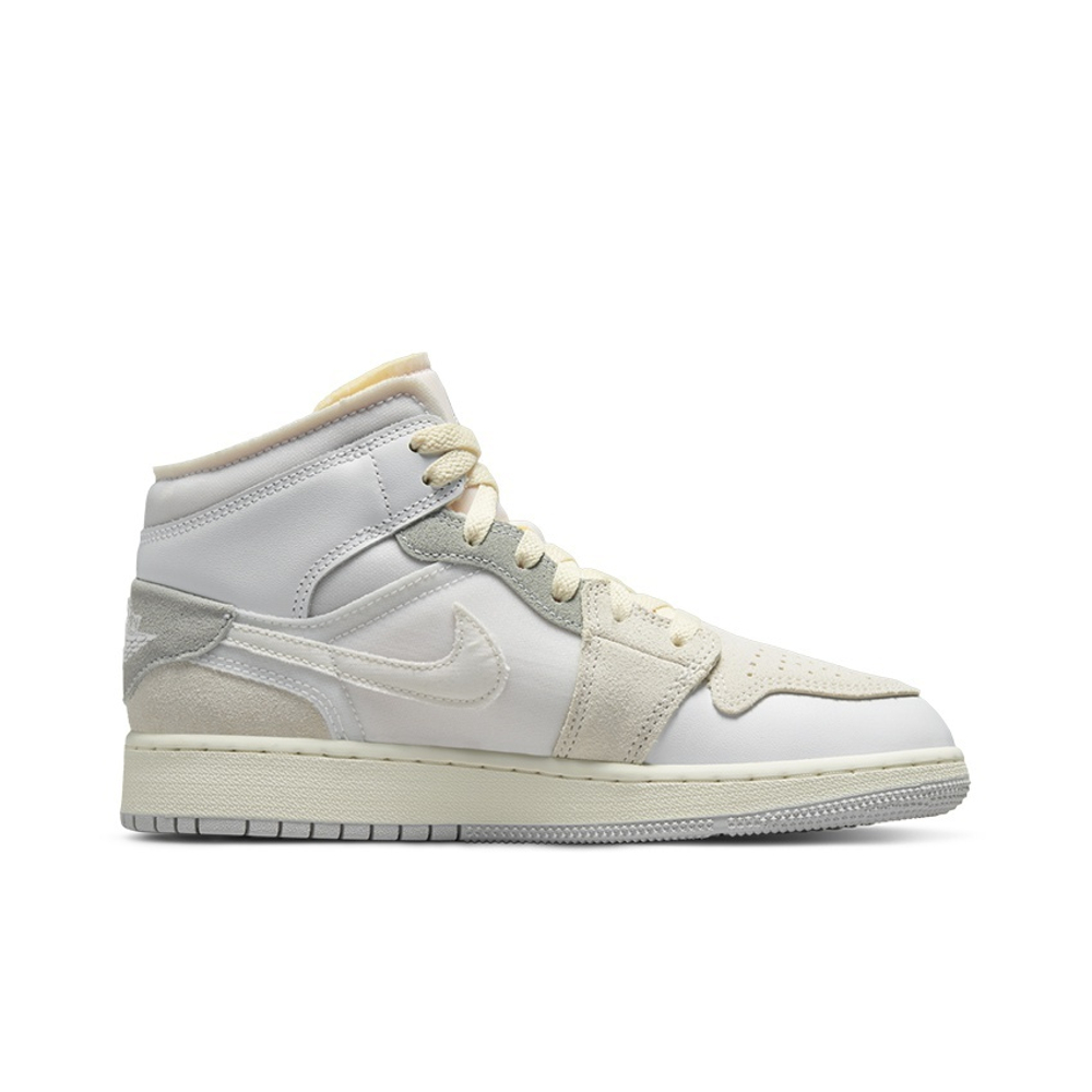 Кроссовки Air Jordan 1 Mid White and Phantom