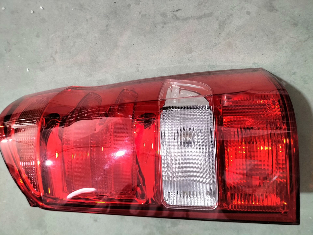 Задний фонарь Мерседес V-класс W447 (V260)