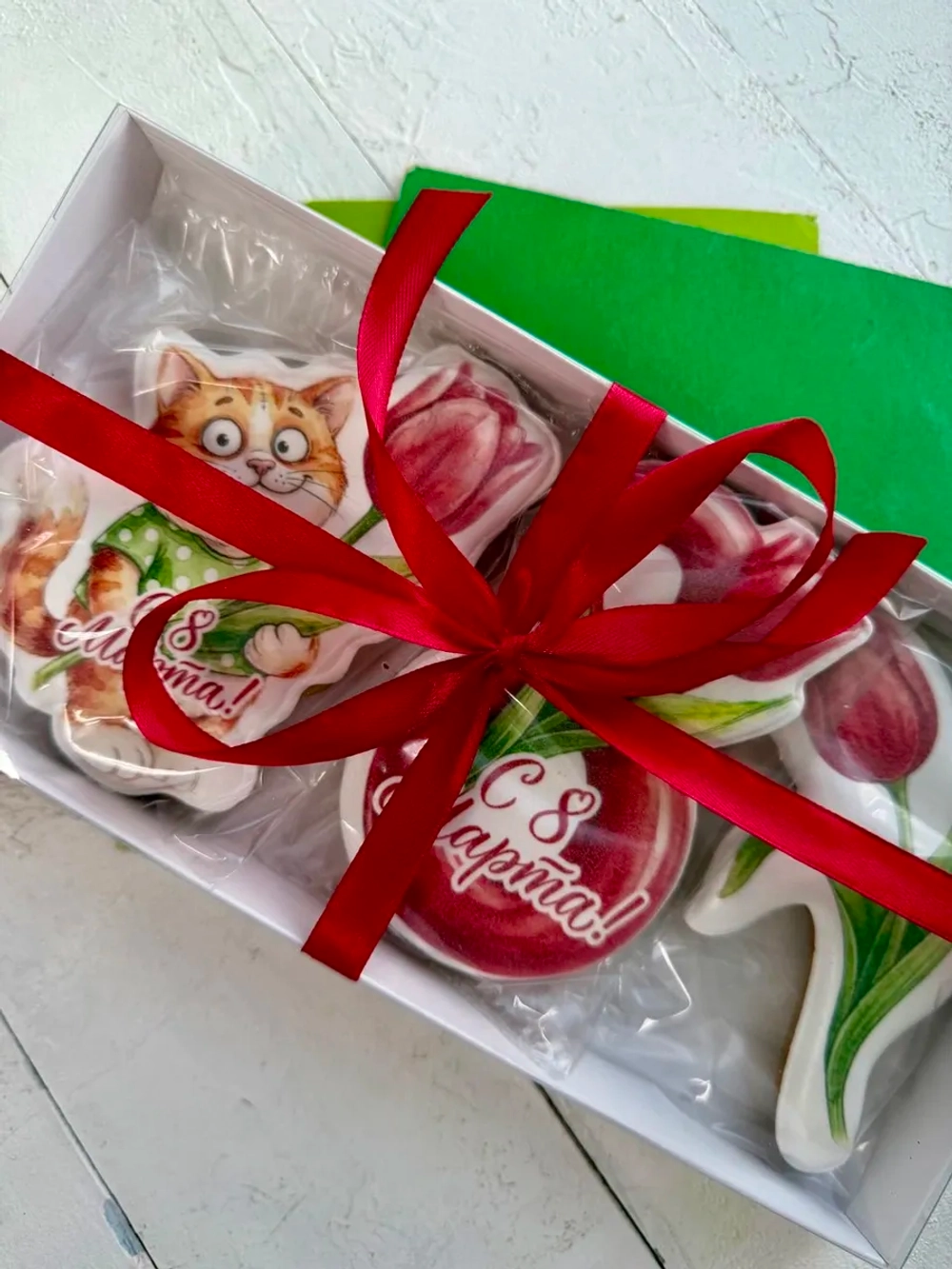 Набор имбирных пряников на 8 марта, вкусный подарок