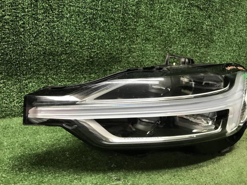 Фара левая Volvo XC60 2 (2017-2021) LED